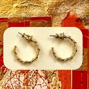 vintage • gold half hoop earrings with engraved accents